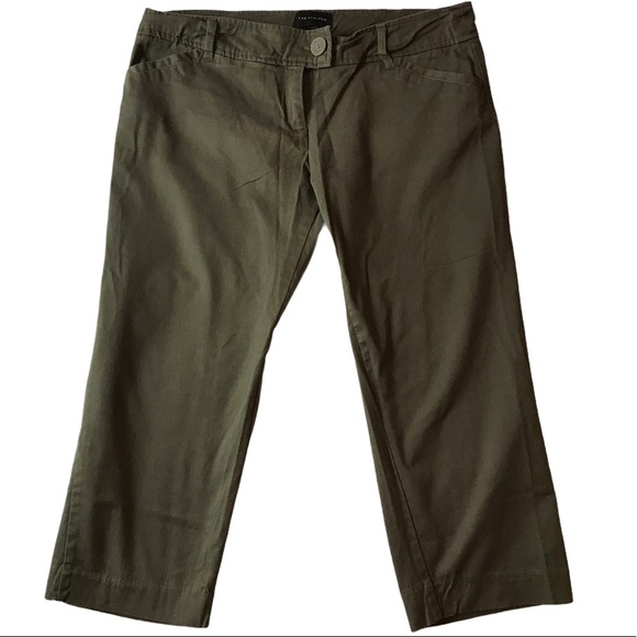 The Limited Army Green Capris - Picture 1 of 4